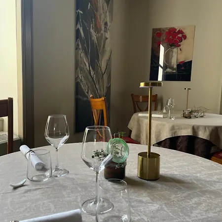 酒店 欧利城堡酒店 *